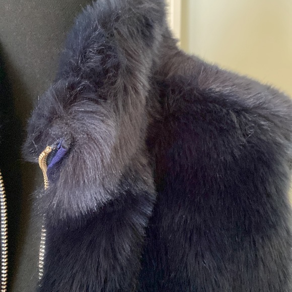 JCrew faux fur vest - Picture 2 of 5